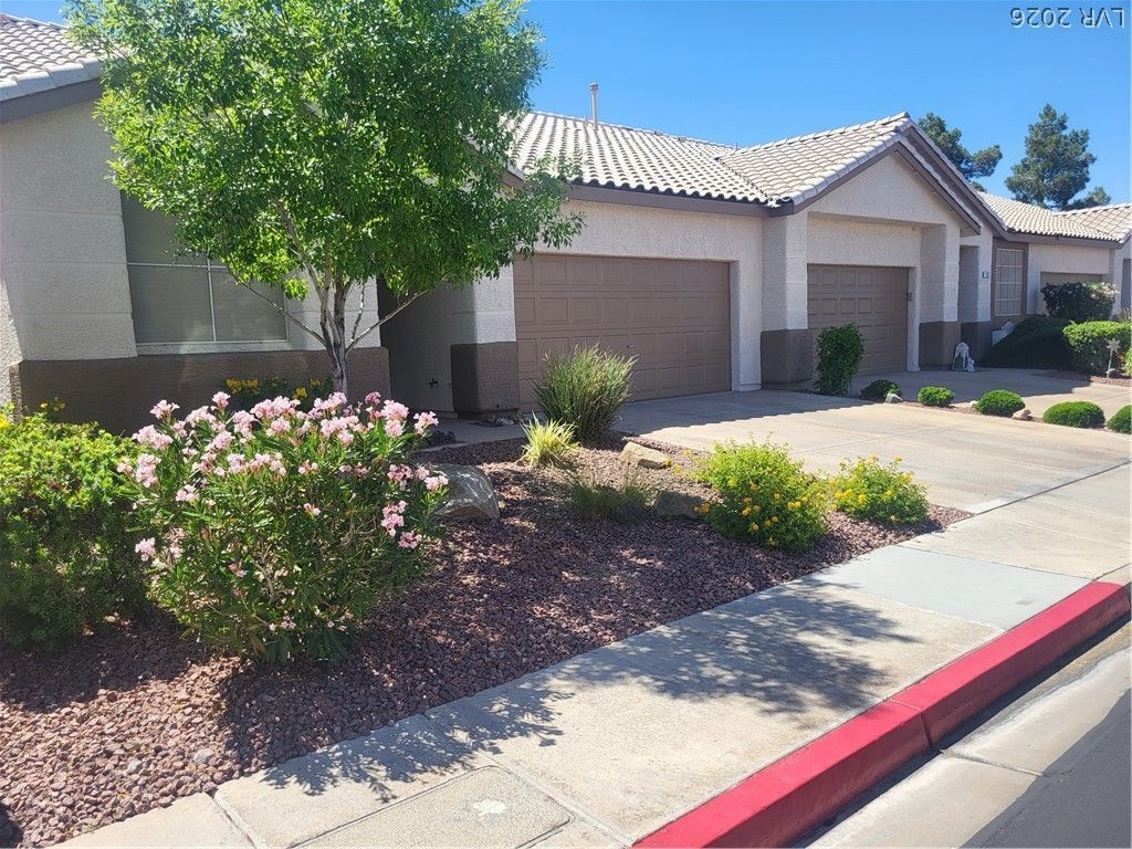 221 Teller Street, Henderson, NV 89074 Main Photo