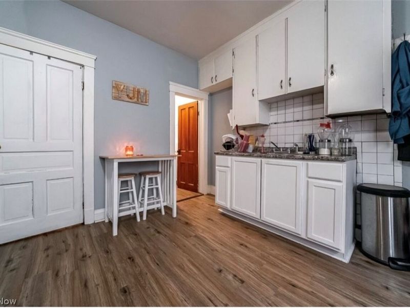 1161 Norwood Road, Cleveland, OH 44103 Photo 10