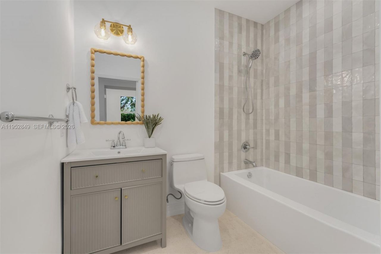 6650 SW 127th St, Pinecrest, FL 33156 Photo