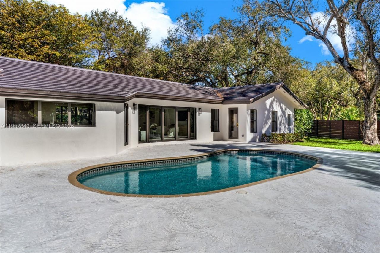 6650 SW 127th St, Pinecrest, FL 33156 Photo