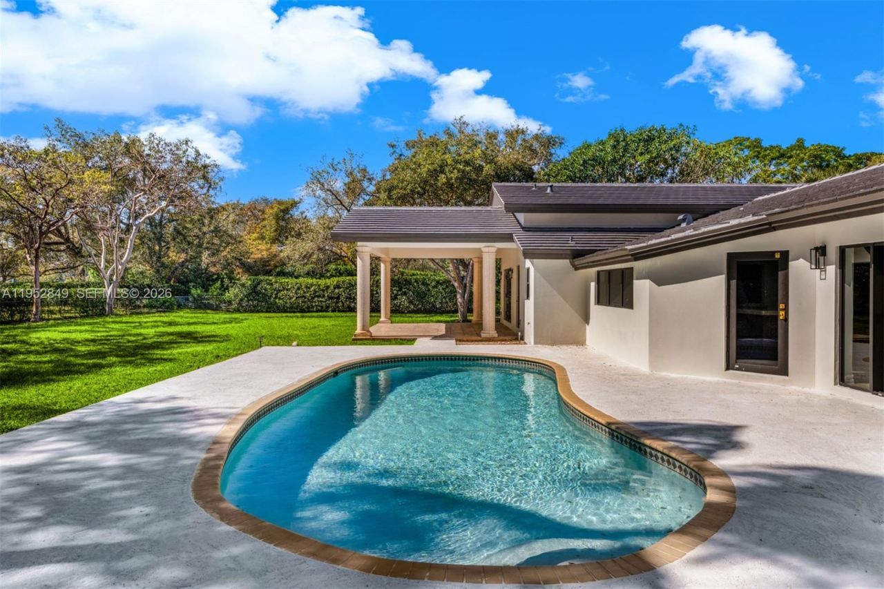 6650 SW 127th St, Pinecrest, FL 33156 Photo