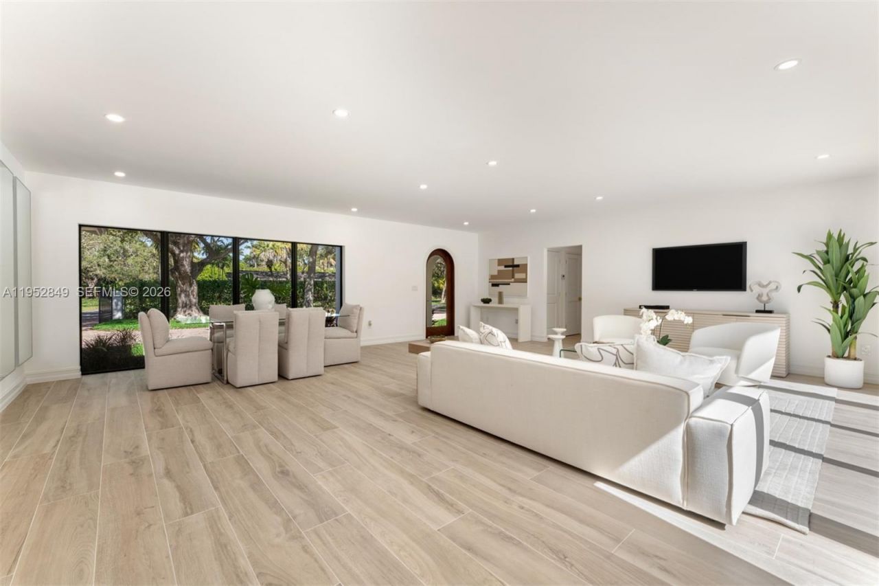 6650 SW 127th St, Pinecrest, FL 33156 Photo