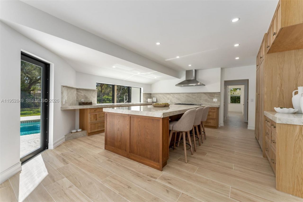 6650 SW 127th St, Pinecrest, FL 33156 Photo