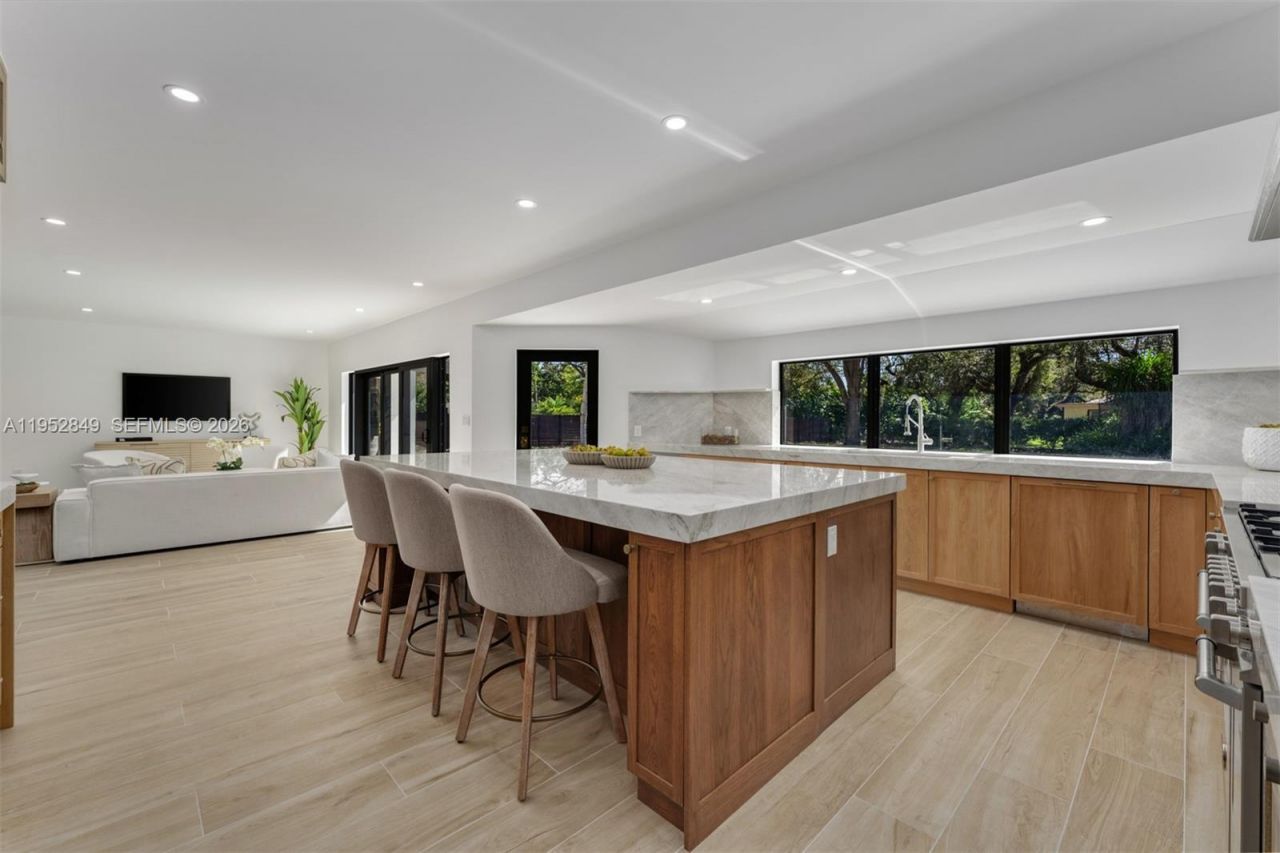 6650 SW 127th St, Pinecrest, FL 33156 Photo