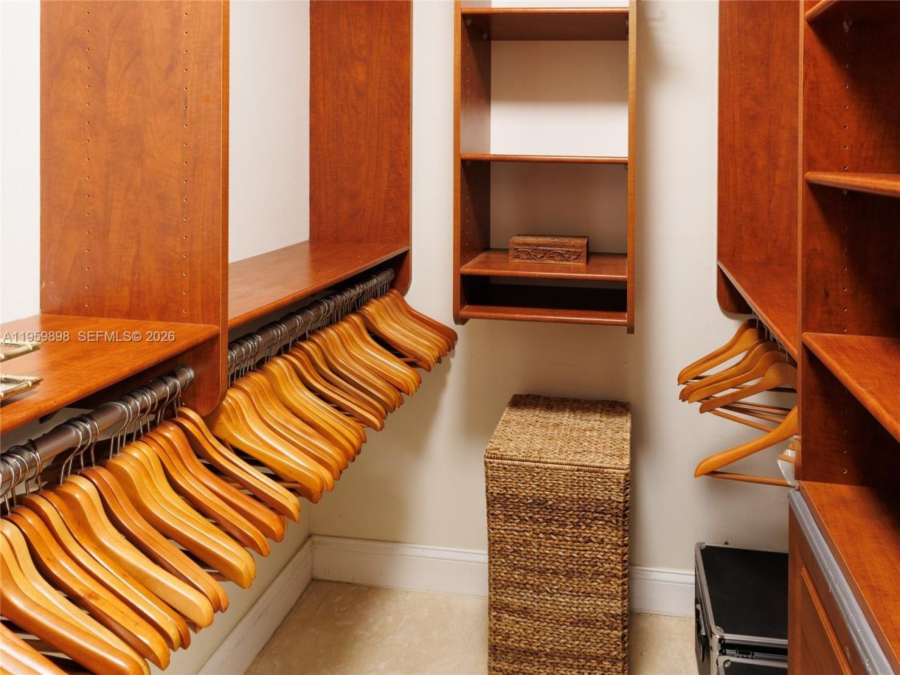 550 Ocean Dr, Unit 8B, Key Biscayne, FL 33149 Photo