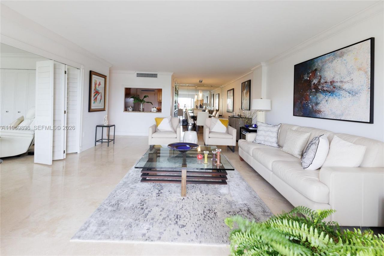 550 Ocean Dr, Unit 8B, Key Biscayne, FL 33149 Photo