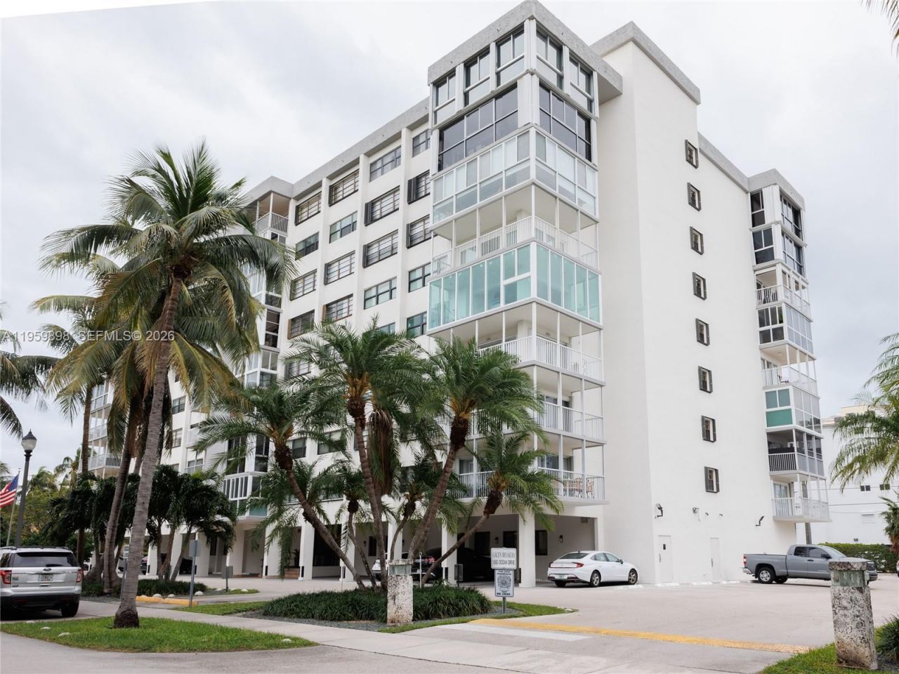 550 Ocean Dr, Unit 8B, Key Biscayne, FL 33149 Photo