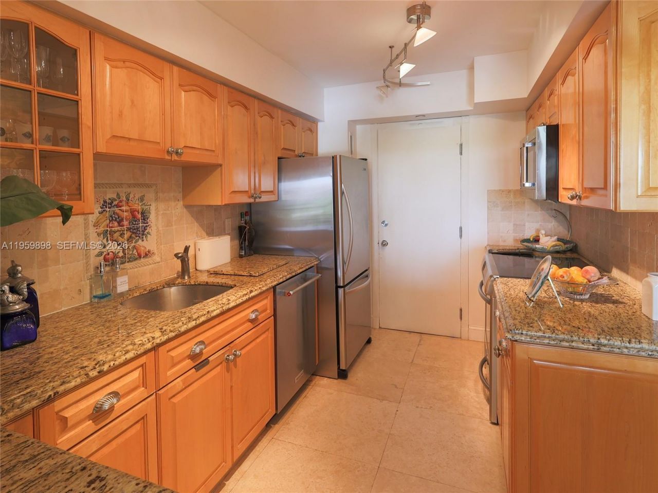 550 Ocean Dr, Unit 8B, Key Biscayne, FL 33149 Photo