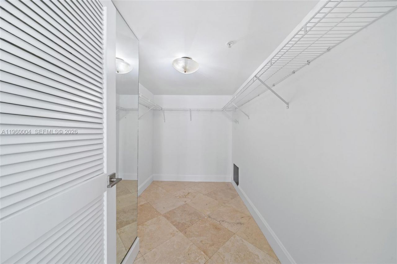 2951 S Bayshore Dr, Unit PH-3, Miami, FL 33133 Photo