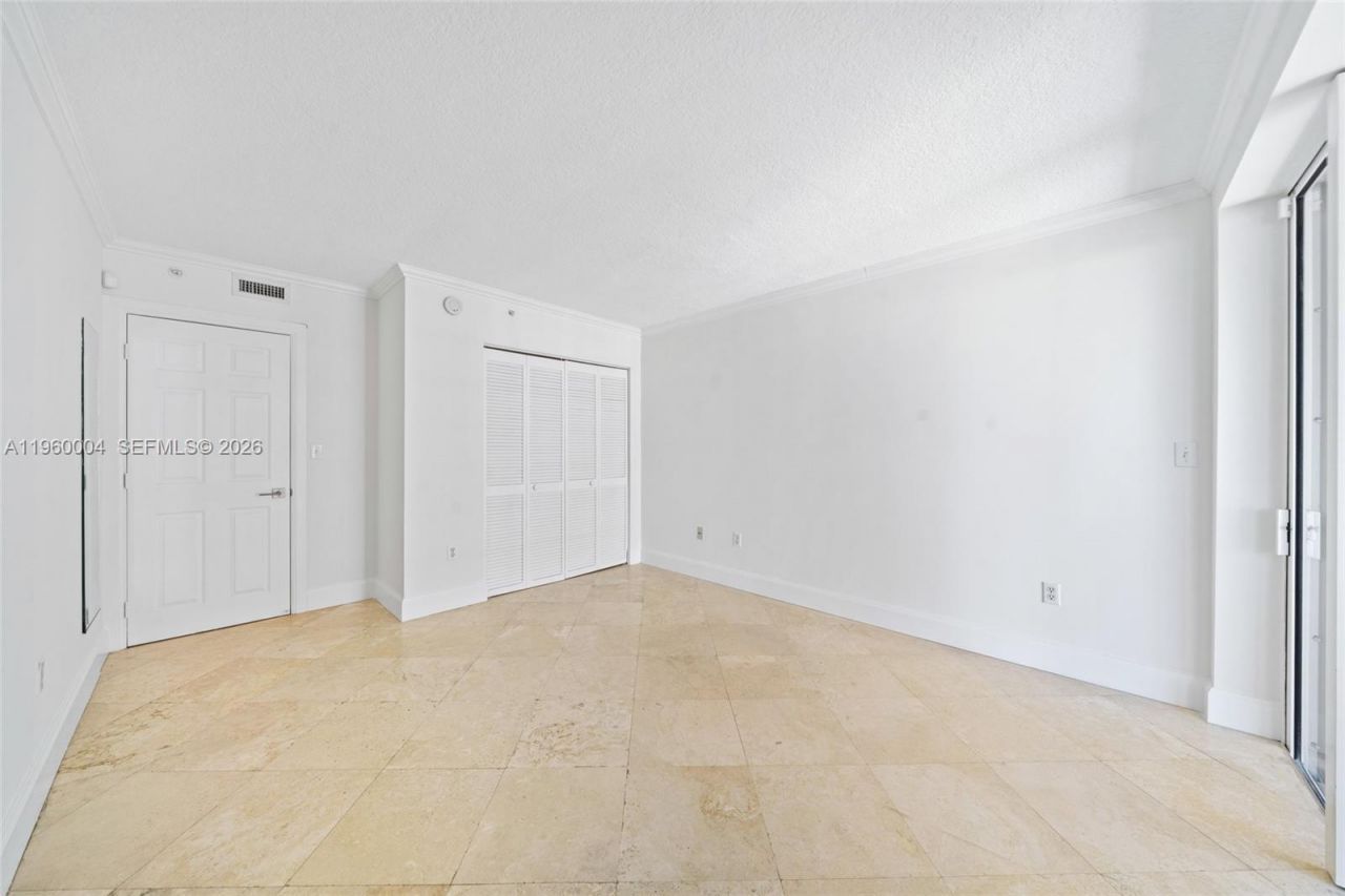 2951 S Bayshore Dr, Unit PH-3, Miami, FL 33133 Photo