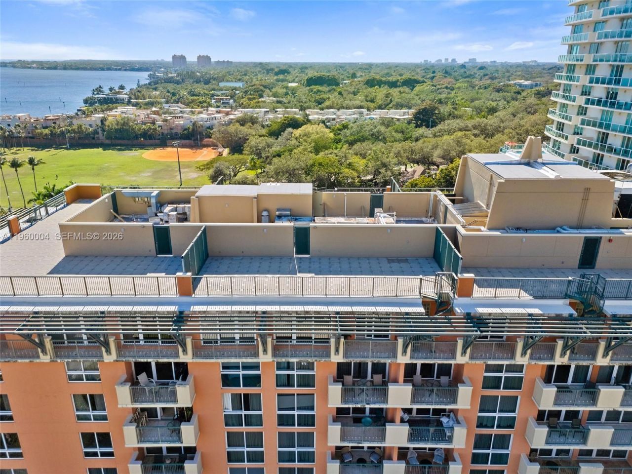 2951 S Bayshore Dr, Unit PH-3, Miami, FL 33133 Photo