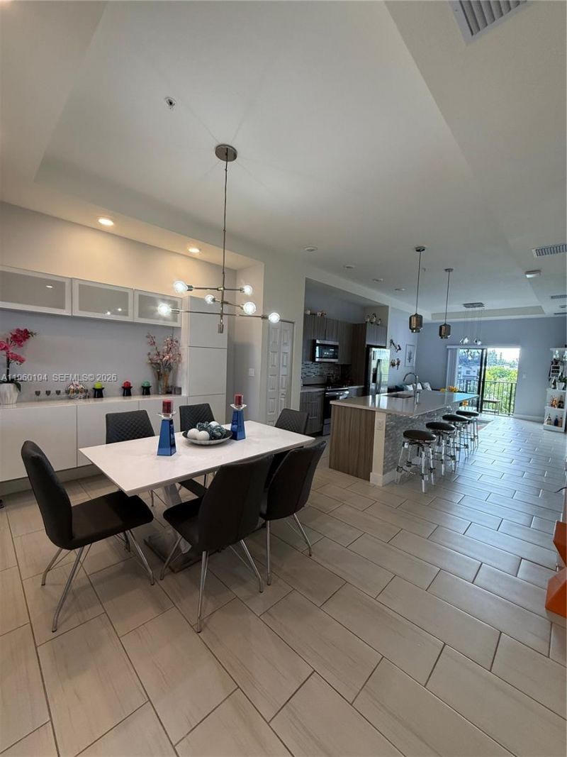 7815 NW 104th Ave , Unit 32, Doral, FL 33178 Photo