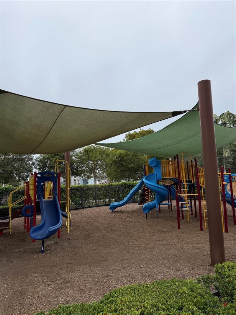 7815 NW 104th Ave , Unit 32, Doral, FL 33178 Photo