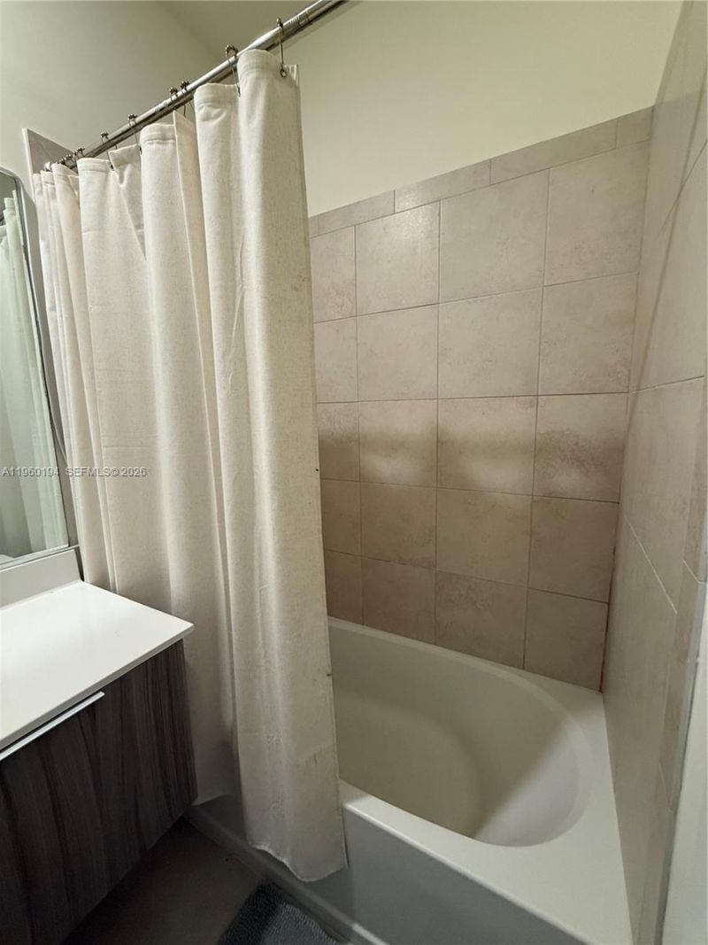 7815 NW 104th Ave , Unit 32, Doral, FL 33178 Photo