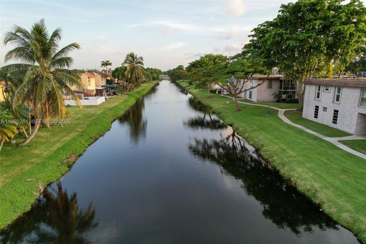 8512 SW 103rd Ave, Miami, FL 33173 Photo