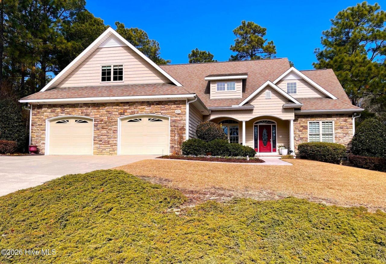 875 Monticello Drive, Unit 8, Pinehurst, NC 28374 Main Photo