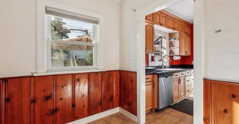 3170 Carly Way, Sacramento, CA 95816 Photo