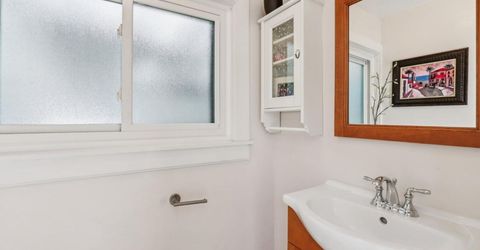 3170 Carly Way, Sacramento, CA 95816 Photo