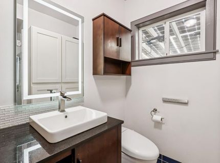 3170 Carly Way, Sacramento, CA 95816 Photo