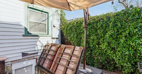 3170 Carly Way, Sacramento, CA 95816 Photo