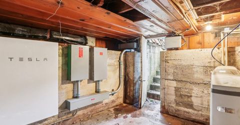 3170 Carly Way, Sacramento, CA 95816 Photo