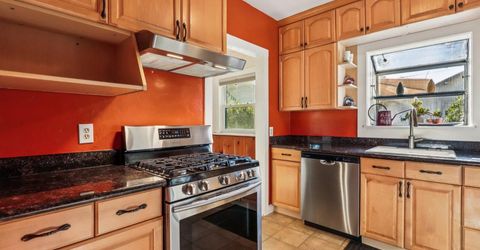 3170 Carly Way, Sacramento, CA 95816 Photo