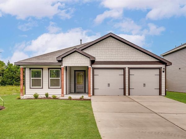 206 North Island Drive, Terrell, TX 75160