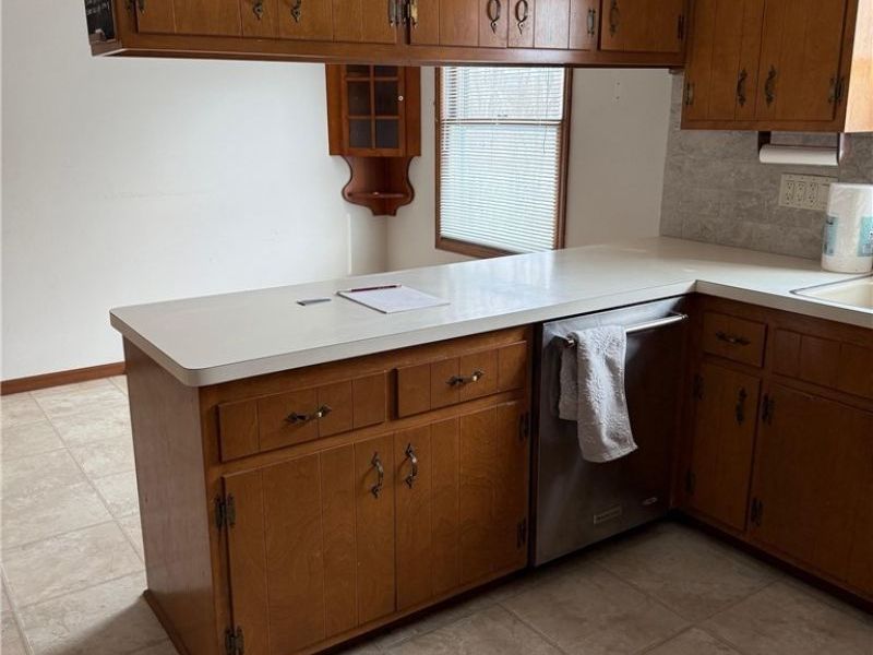 1026 Joy Oval, Seven Hills, OH 44131 Photo 16