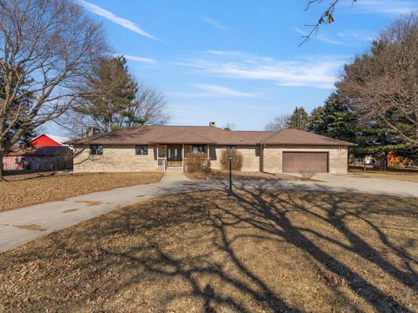 12292 Indian Trail Road, Geneseo, IL 61254