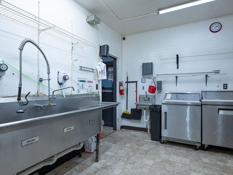 229 N Belmont Avenue, Springfield, OH 45503 Photo 12