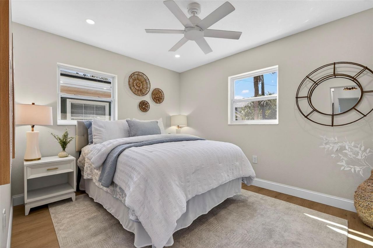 5018 Chancellor Street Ne, Saint Petersburg, FL 33703 Photo