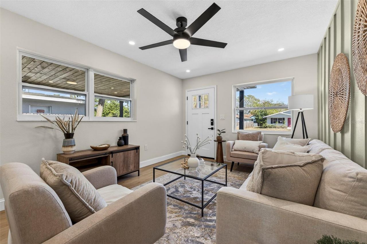 5018 Chancellor Street Ne, Saint Petersburg, FL 33703 Photo