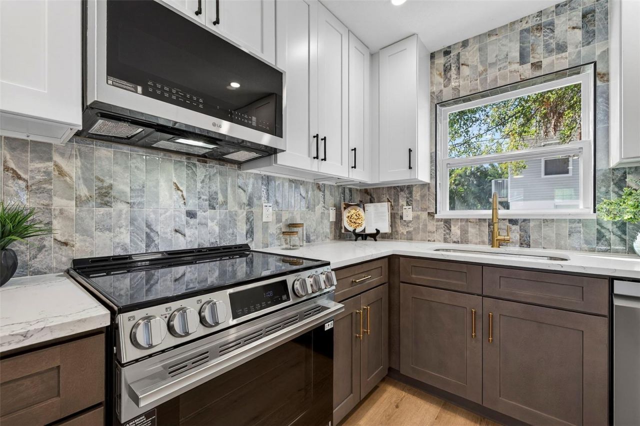 5018 Chancellor Street Ne, Saint Petersburg, FL 33703 Photo