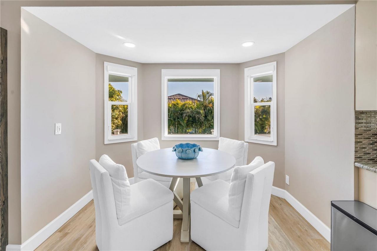 289 8th Avenue N, Tierra Verde, FL 33715 Photo