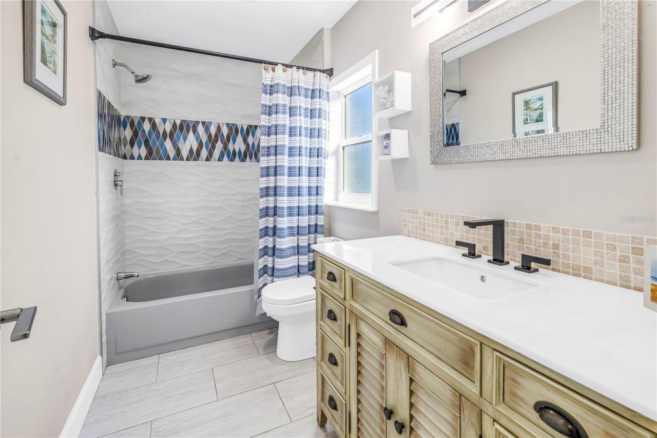 289 8th Avenue N, Tierra Verde, FL 33715 Photo