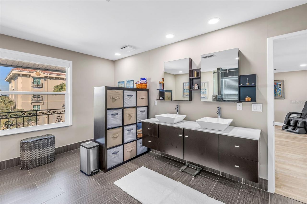 289 8th Avenue N, Tierra Verde, FL 33715 Photo