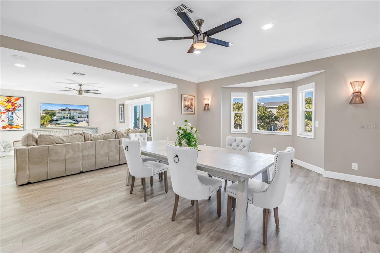 289 8th Avenue N, Tierra Verde, FL 33715 Photo