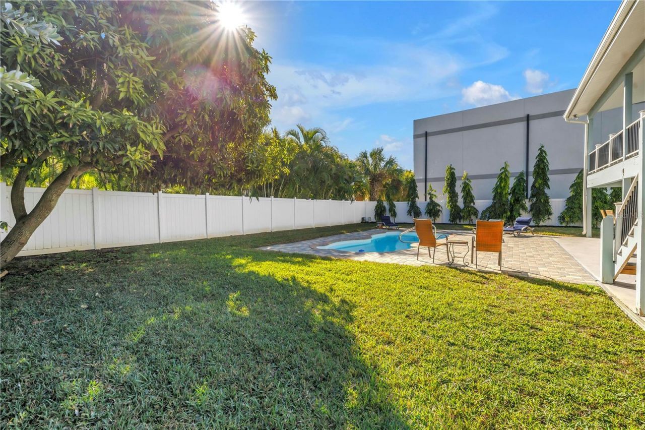 289 8th Avenue N, Tierra Verde, FL 33715 Photo