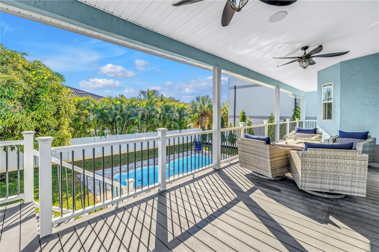 289 8th Avenue N, Tierra Verde, FL 33715 Photo