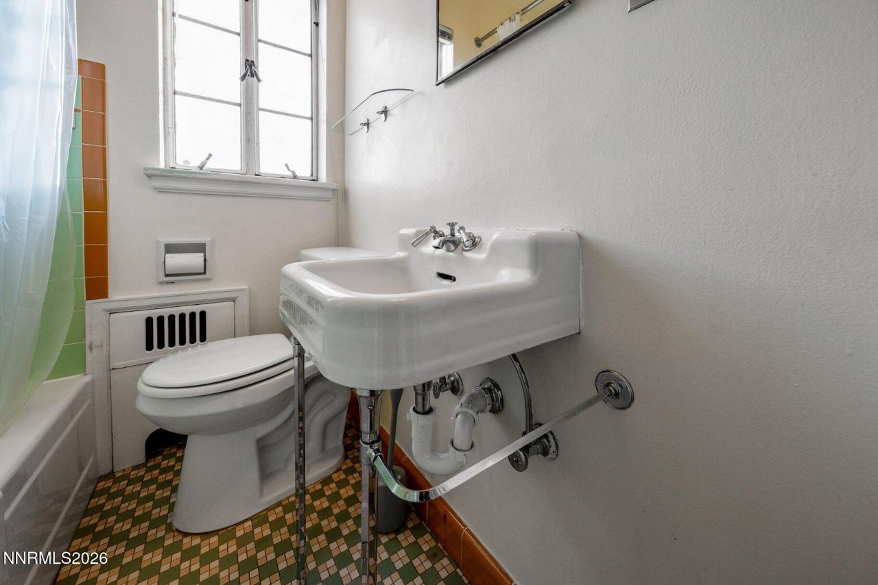 512 Humboldt Street, Reno, NV 89509 Photo