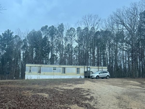 437 S Ore Rd , Westpoint, TN 38486