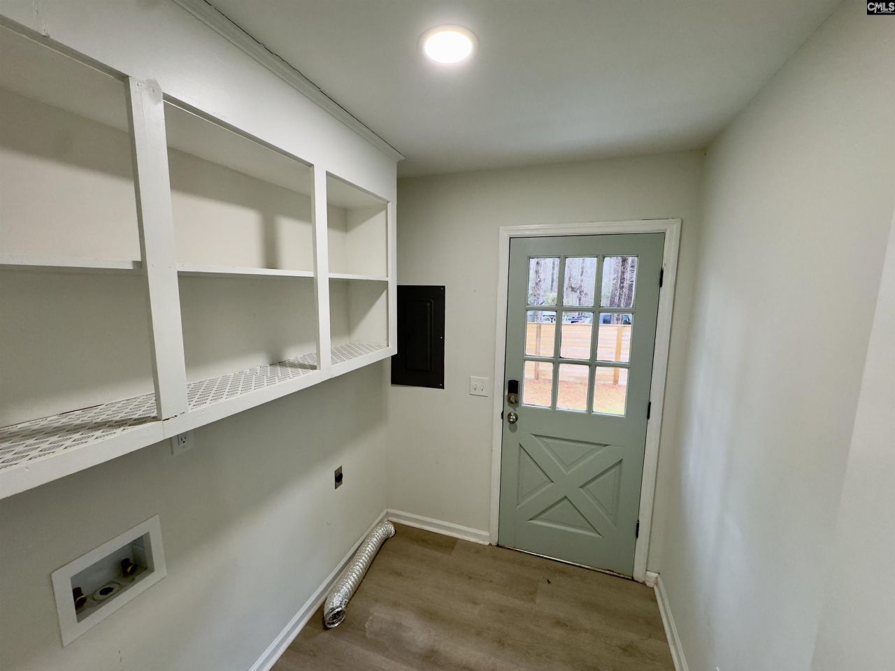 1071 Elgin Road Photo 15