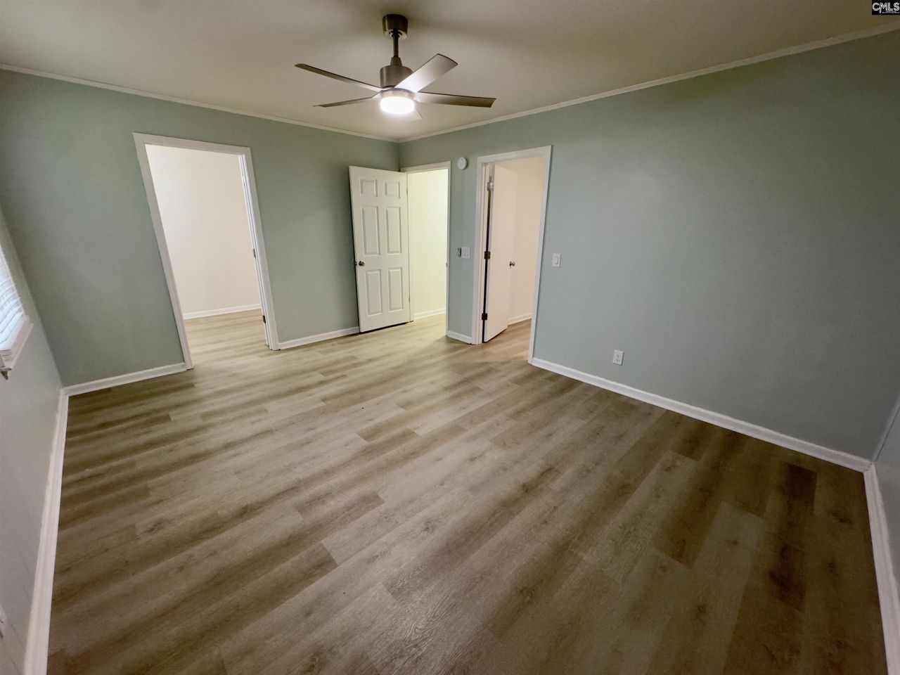 1071 Elgin Road Photo 18