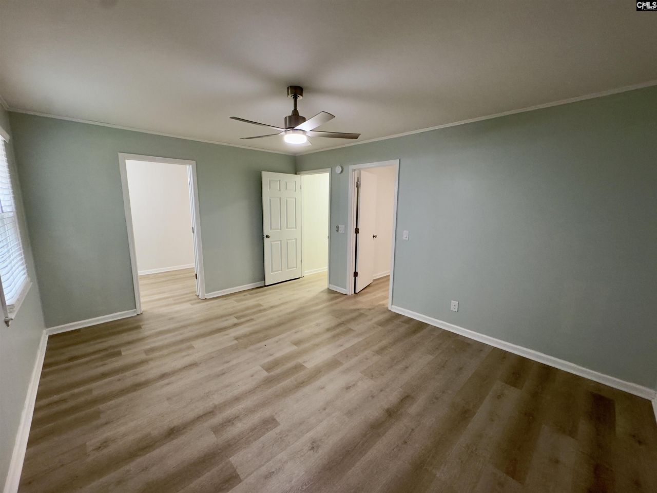 1071 Elgin Road Photo 19