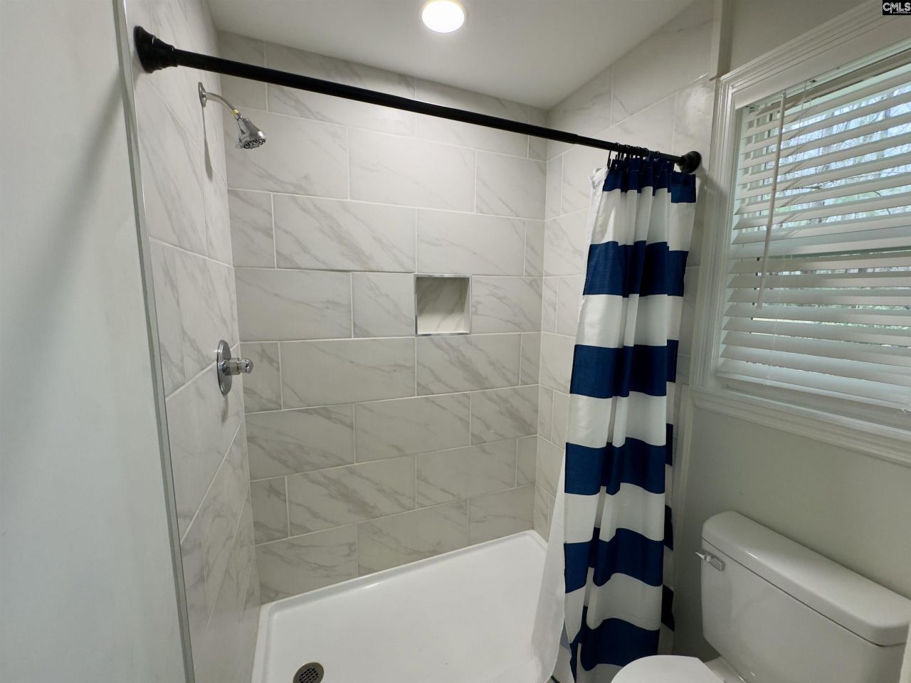 1071 Elgin Road Photo 24