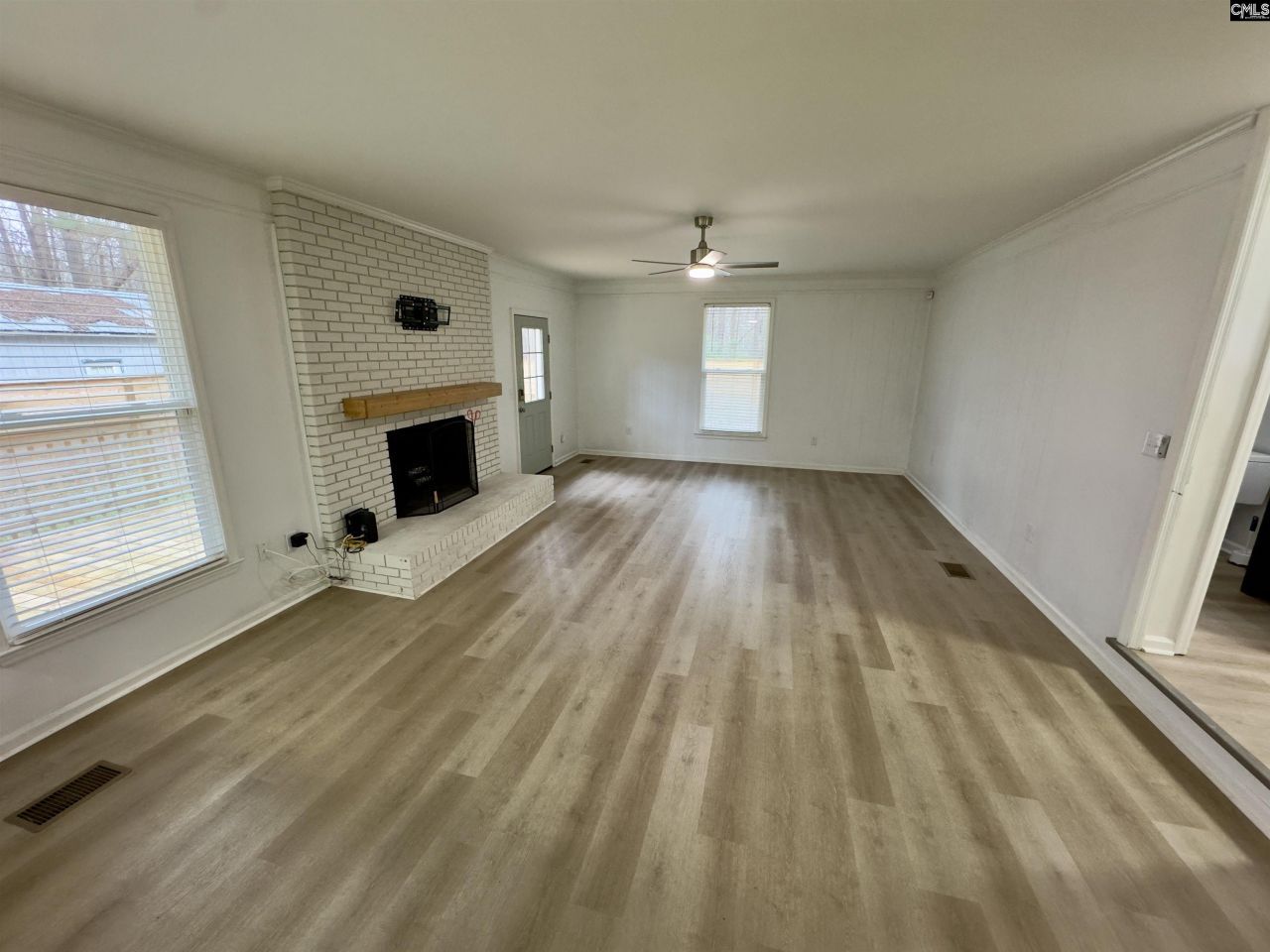 1071 Elgin Road Photo 25