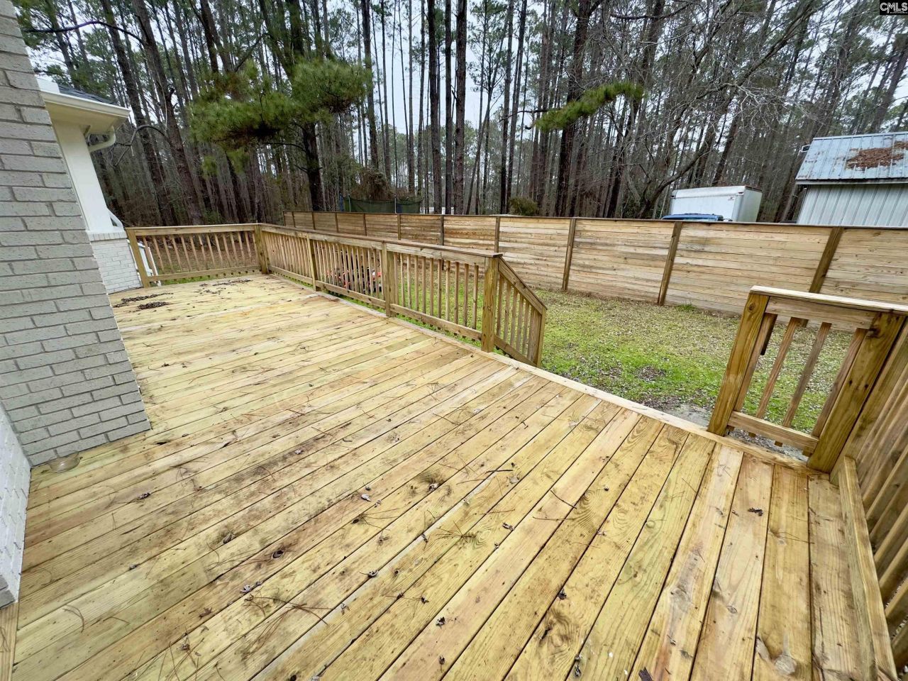 1071 Elgin Road Photo 32