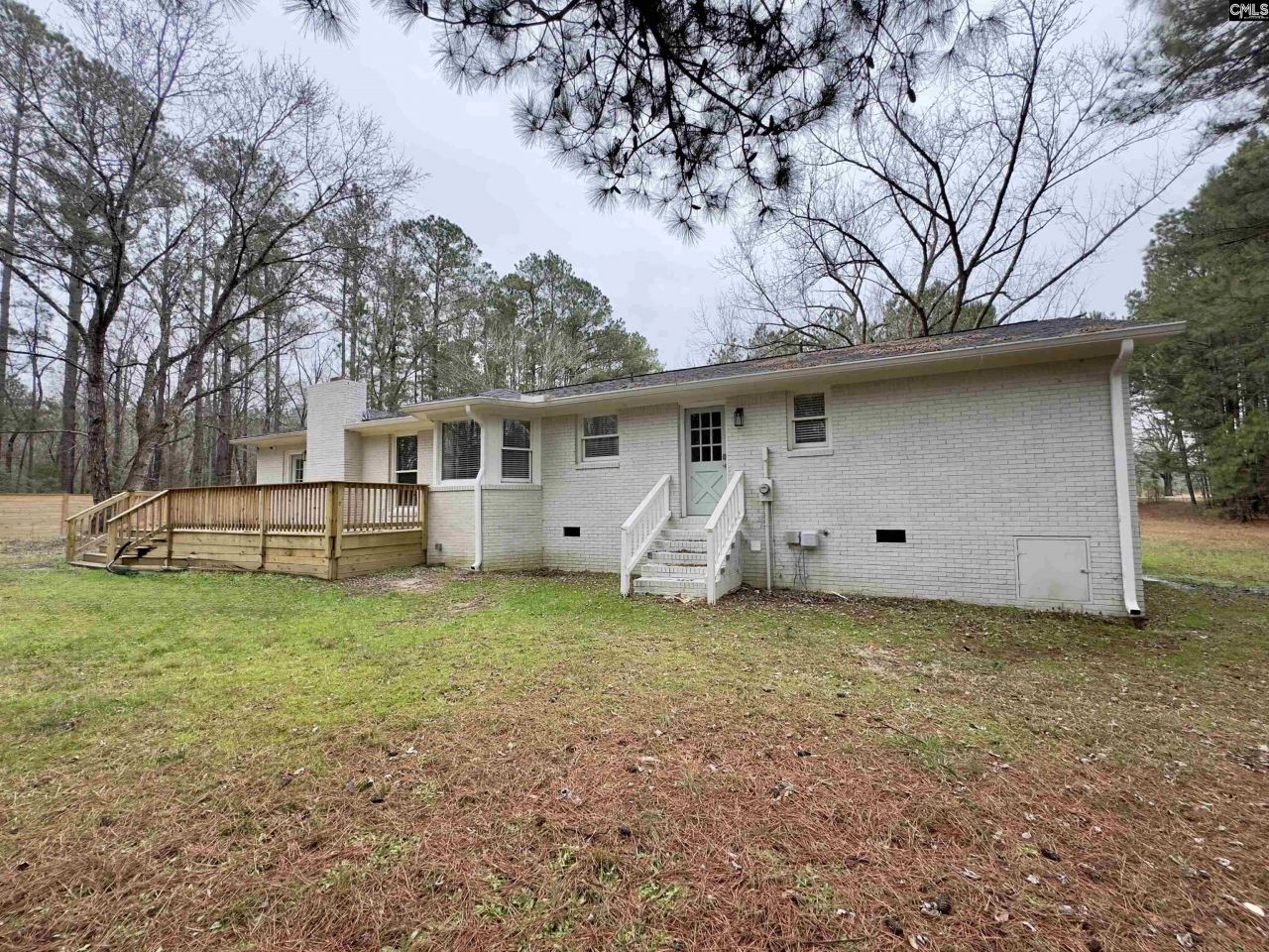 1071 Elgin Road Photo 8