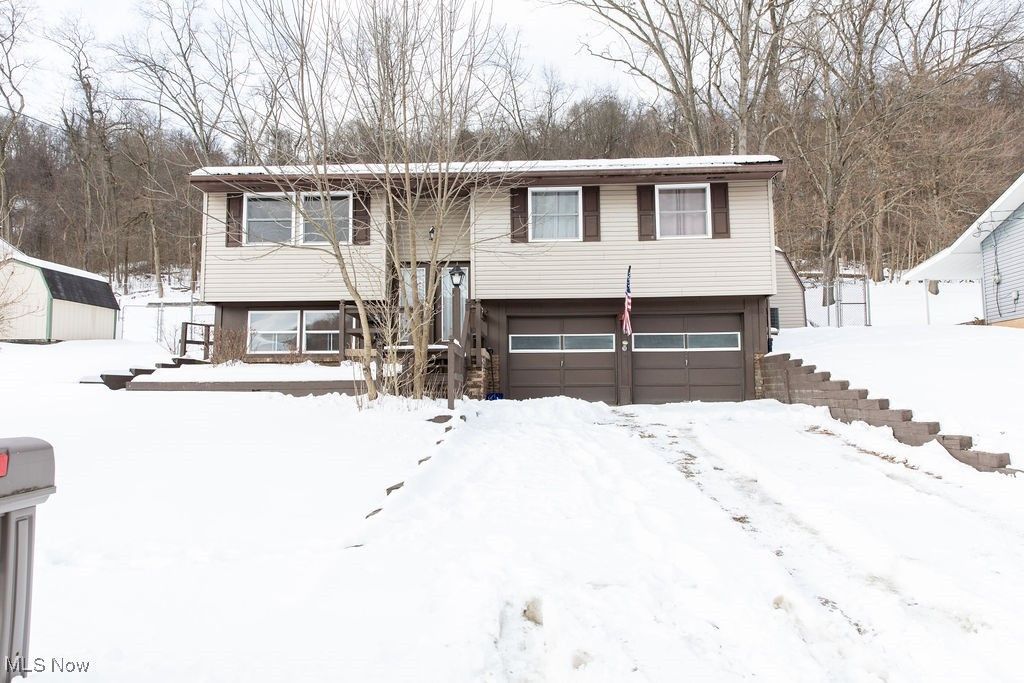 602 W Fernwood Avenue, Toronto, OH 43964 Main Photo