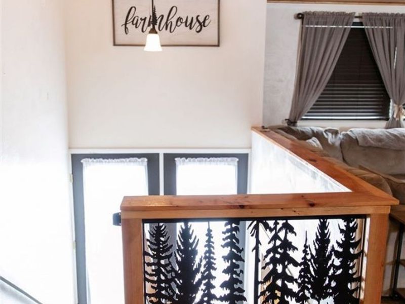 602 W Fernwood Avenue, Toronto, OH 43964 Photo 2